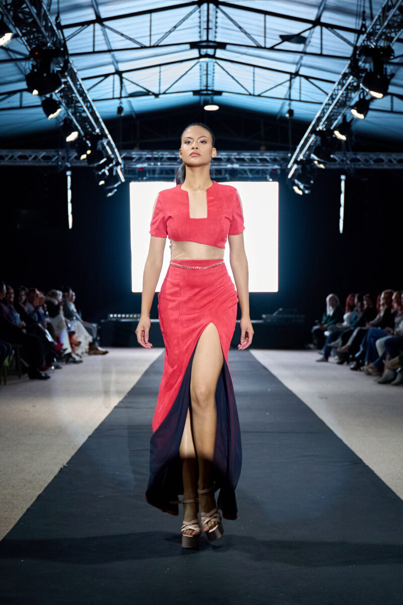 VESTIDO GRACIA CUT OUT